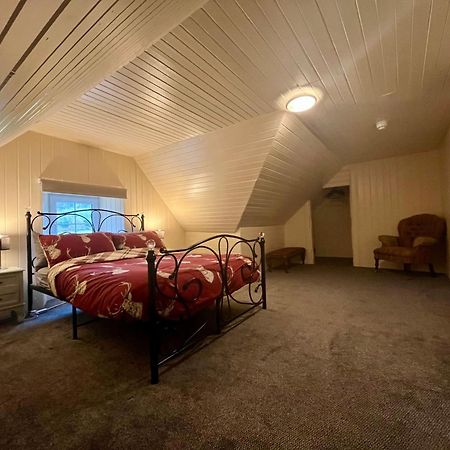 Great Glen Hostel 스핀브리지 외부 사진