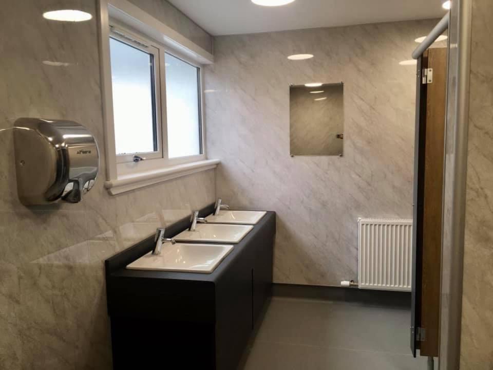 Great Glen Hostel 스핀브리지 외부 사진