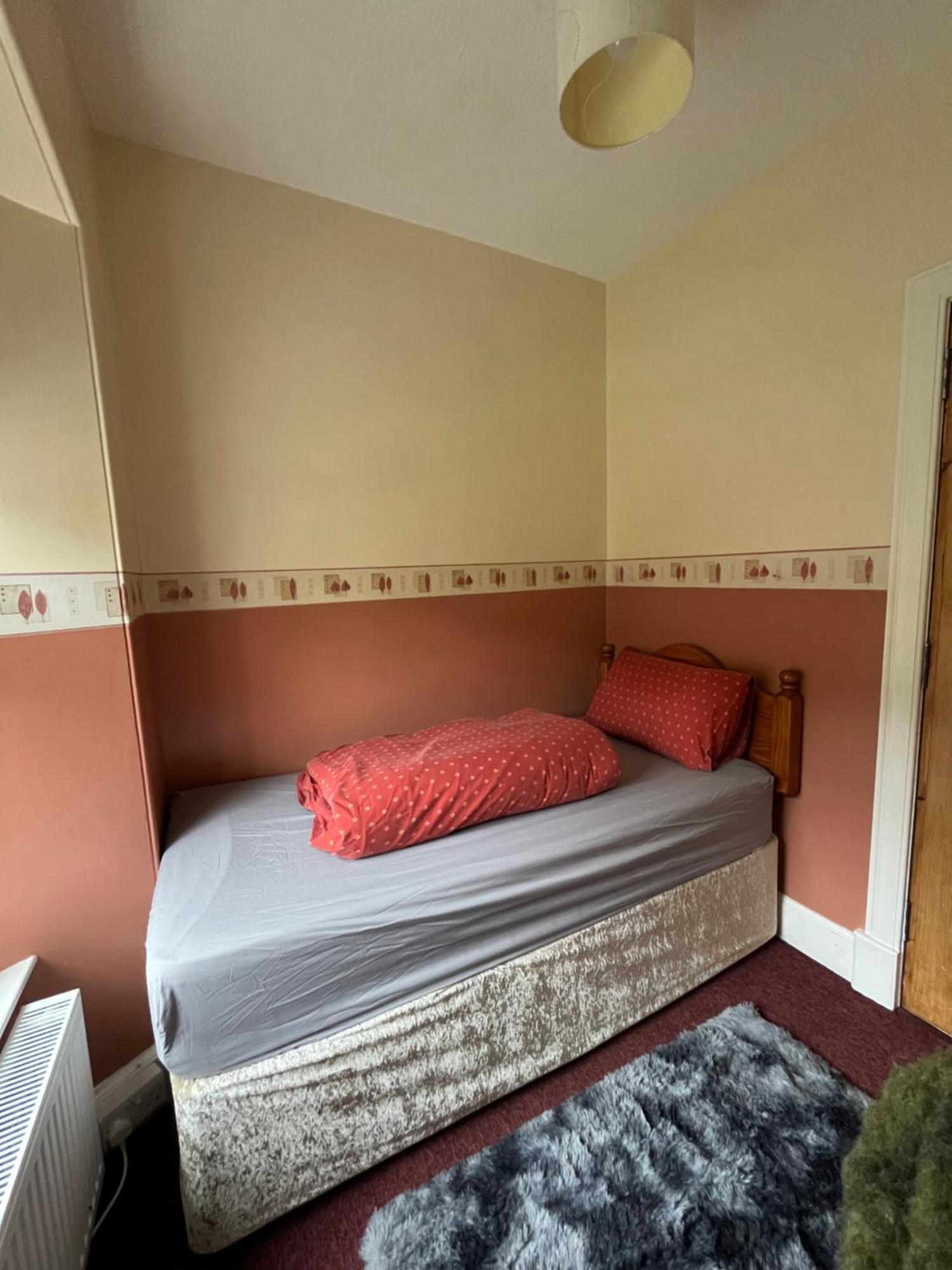 Great Glen Hostel 스핀브리지 외부 사진